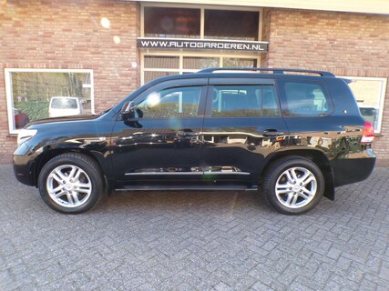 Toyota-Land Cruiser