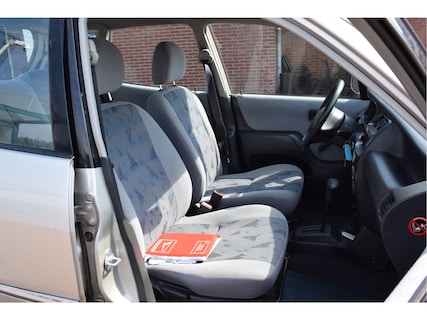 Daihatsu-Sirion
