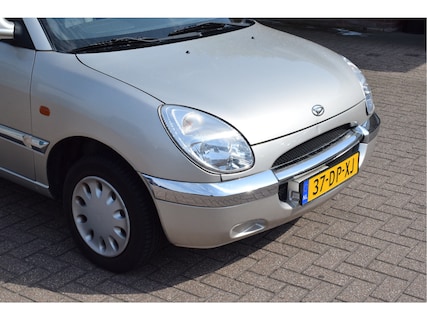 Daihatsu-Sirion