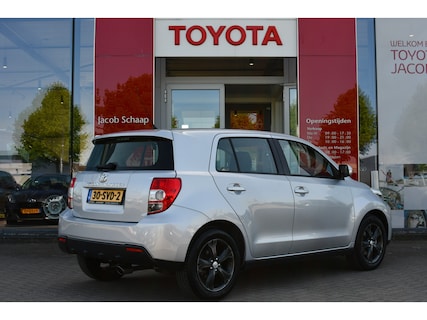 Toyota-Urban Cruiser