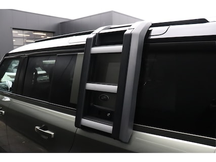 Land Rover-Defender