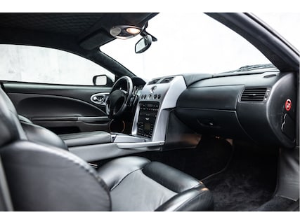 Aston Martin-Vanquish