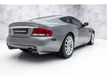 Aston Martin-Vanquish