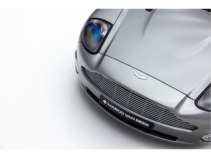 Aston Martin-Vanquish