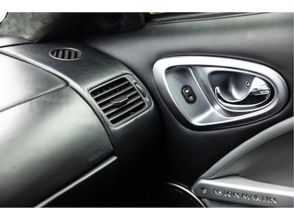 Aston Martin-Vanquish