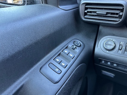 Opel-Combo
