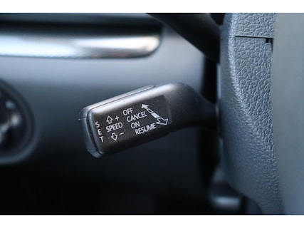 SEAT-Alhambra