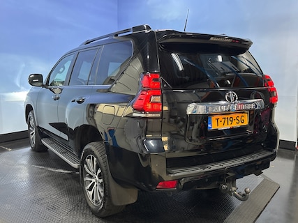 Toyota-Land Cruiser