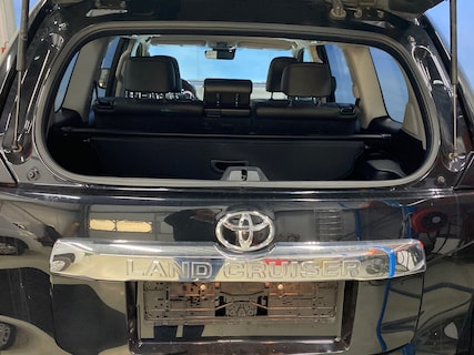 Toyota-Land Cruiser
