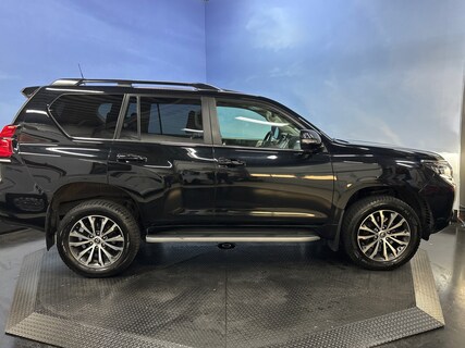 Toyota-Land Cruiser