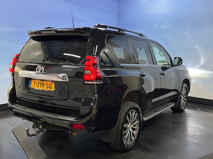 Toyota-Land Cruiser