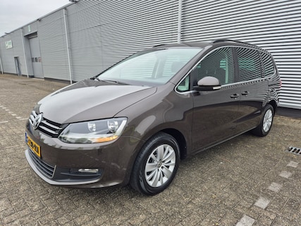 Volkswagen-Sharan
