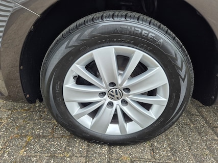 Volkswagen-Sharan
