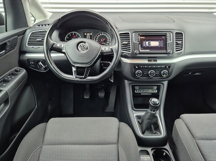 Volkswagen-Sharan