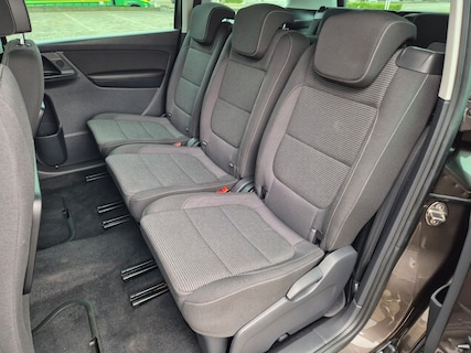 Volkswagen-Sharan