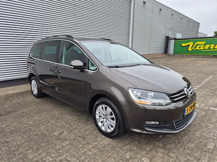 Volkswagen-Sharan