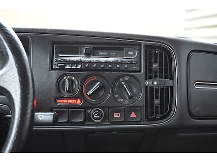 Saab-900