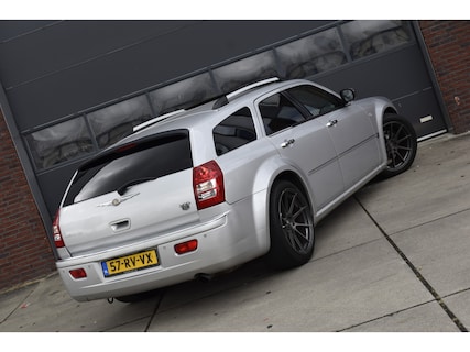 Chrysler-300C