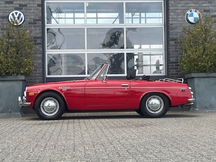 Datsun-1600