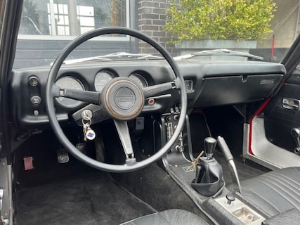 Datsun-1600