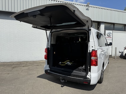 Peugeot-e-Traveller