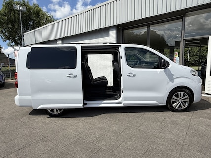 Peugeot-e-Traveller