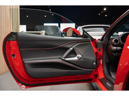 Ferrari-812 Superfast