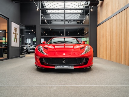 Ferrari-812 Superfast