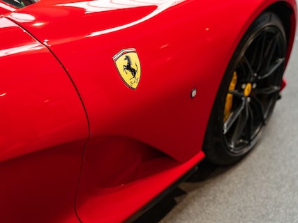 Ferrari-812 Superfast