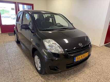 Daihatsu-Sirion