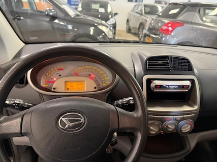 Daihatsu-Sirion