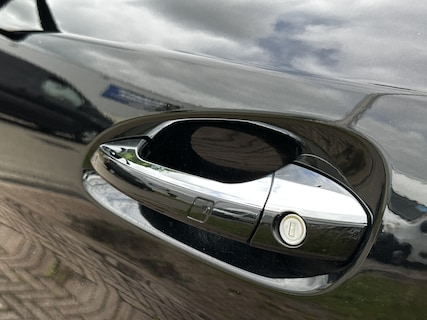 Mercedes-Benz-GLS