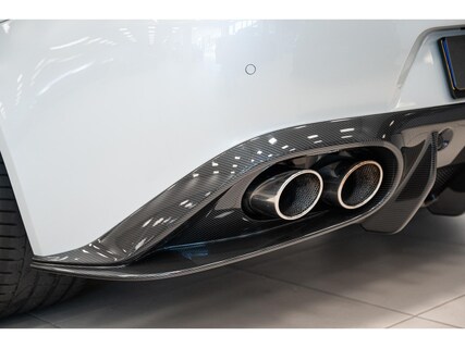 Aston Martin-Vanquish