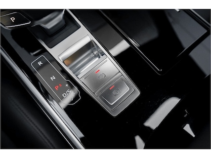 Audi-A8