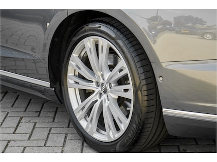 Audi-A8