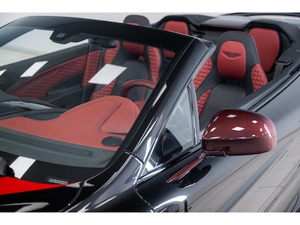 Aston Martin-Vanquish