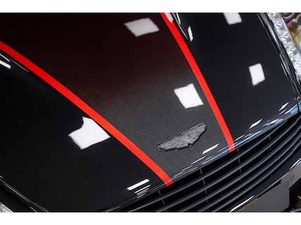 Aston Martin-Vanquish