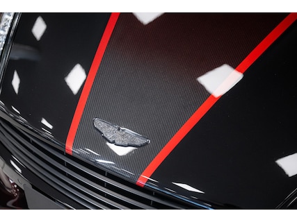 Aston Martin-Vanquish