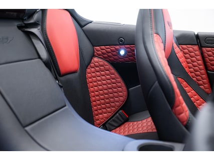 Aston Martin-Vanquish