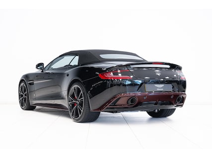 Aston Martin-Vanquish