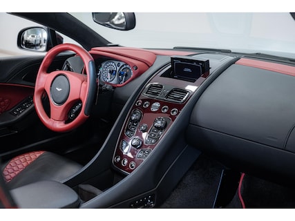 Aston Martin-Vanquish