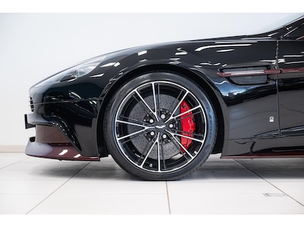 Aston Martin-Vanquish