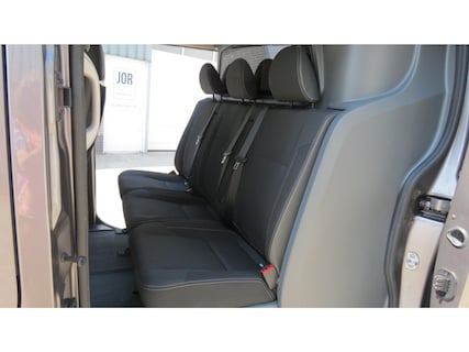 Nissan-NV300