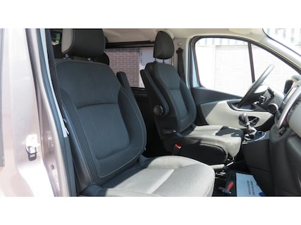 Nissan-NV300