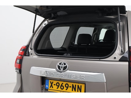 Toyota-Land Cruiser