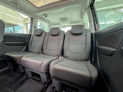 Volkswagen-Sharan