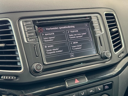 Volkswagen-Sharan