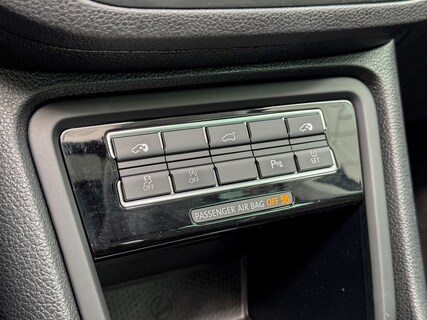 Volkswagen-Sharan
