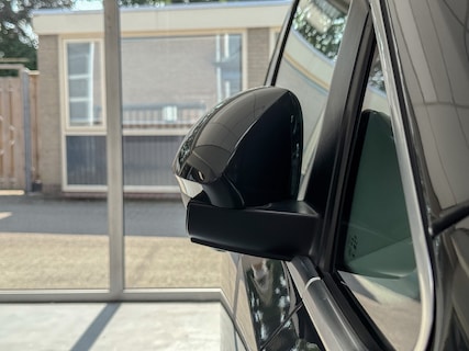 Volkswagen-Sharan