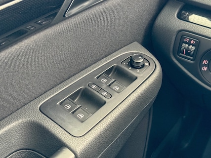 Volkswagen-Sharan